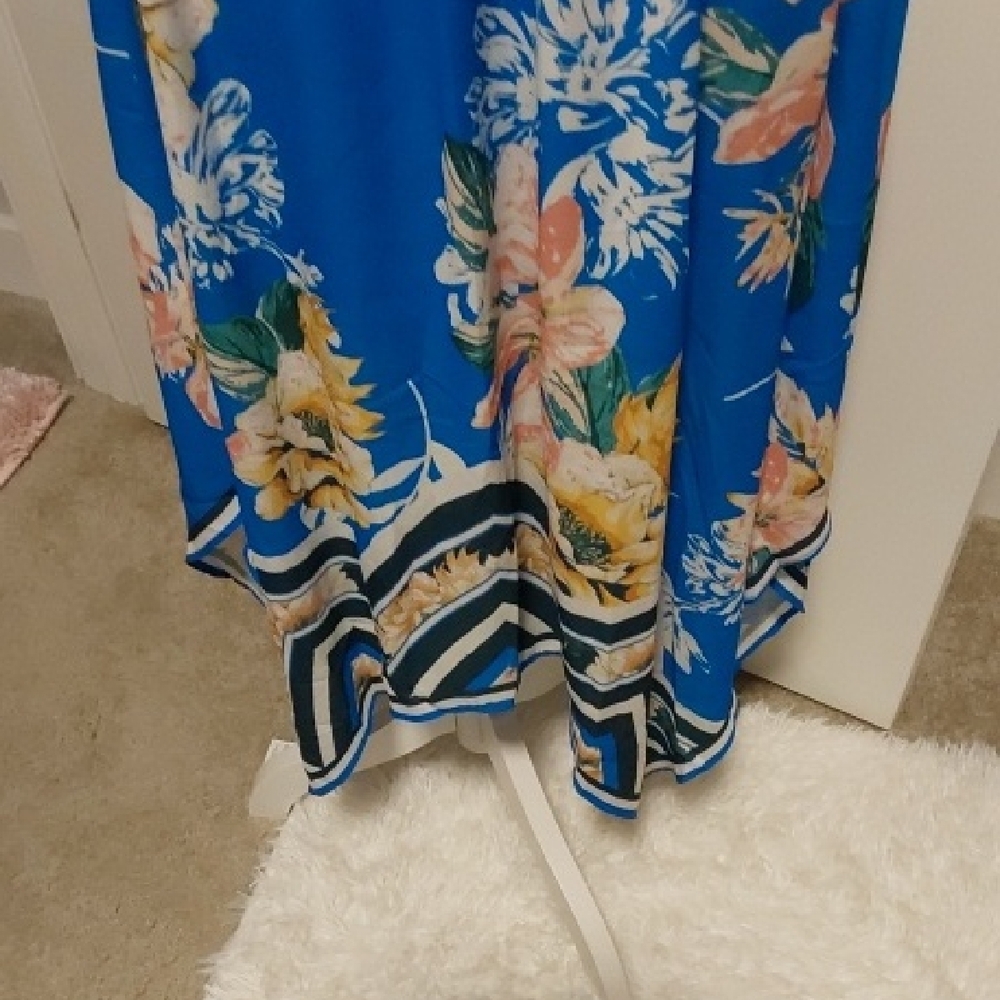Floral Dress - Picture 7 of 7